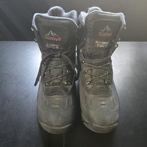 NortiV8 Black Water-resistant Insulated Boots